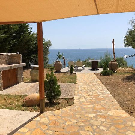 Seafront Studio With Direct Beach Access Koróni المظهر الخارجي الصورة