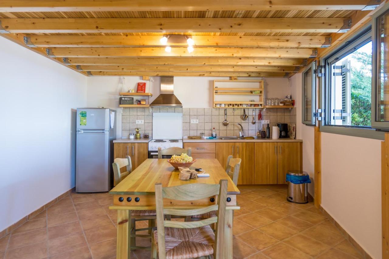 Seafront Studio With Direct Beach Access Koróni المظهر الخارجي الصورة
