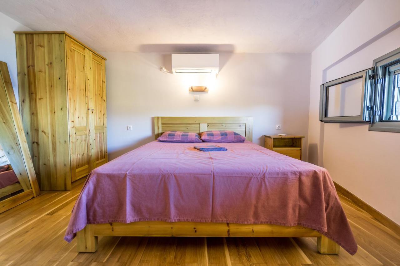 Seafront Studio With Direct Beach Access Koróni المظهر الخارجي الصورة