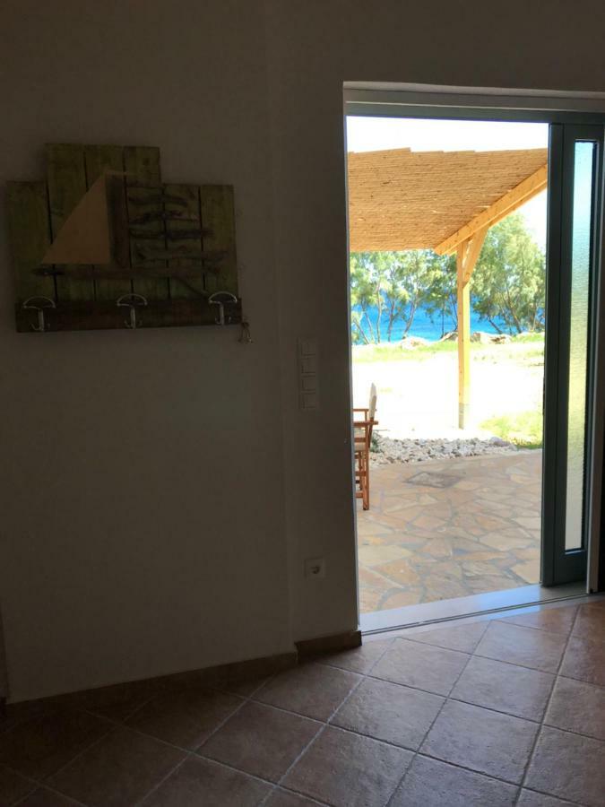 Seafront Studio With Direct Beach Access Koróni المظهر الخارجي الصورة
